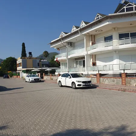 Апартаметы Либия Libiya В Центре Кемера Дуплекс Две Спальни, 140 Кв М, 300 М До Пляжа,Рамещение До 5 Человек